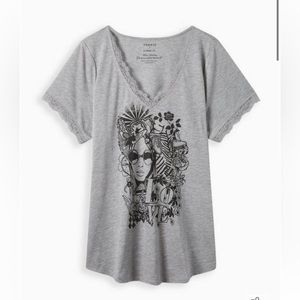 Torrid Graphic Classic Fit Slub V-Neck Lace Trim Tee Size 0X NWT